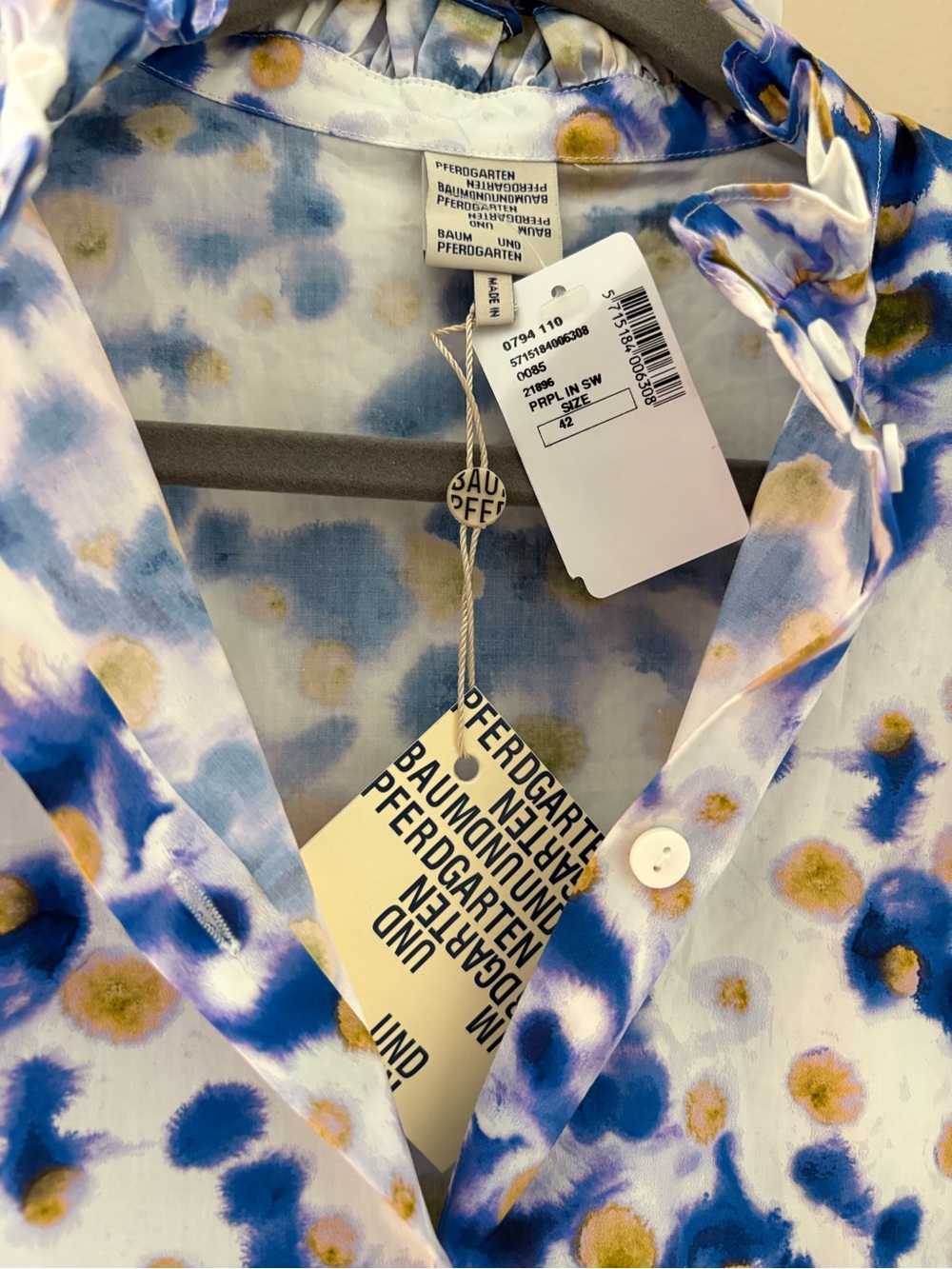 NWT Baum und Pferdgarten Miramar Blouse High Neck Ruffles Blue Gold Sz 42 Large - Picture 2 of 7
